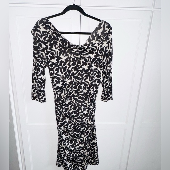 DIANE VON FURSTENBERG Bentley SJ Three Quarter Dress Black White Patterned Dress - Picture 5 of 15